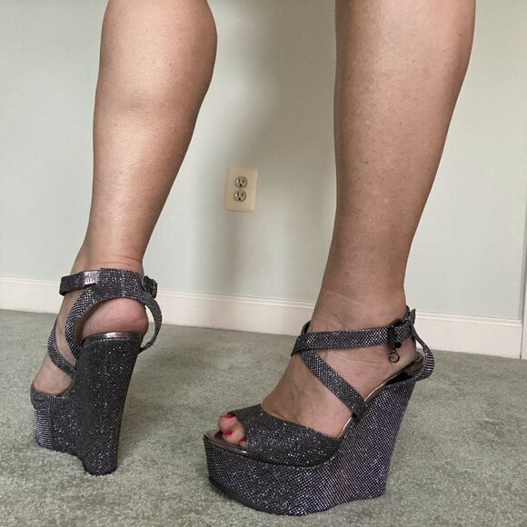 Guess Glitter Gray Silver Open Toe Platform Wedge Heel Size 6 Brand New - Picture 3 of 5